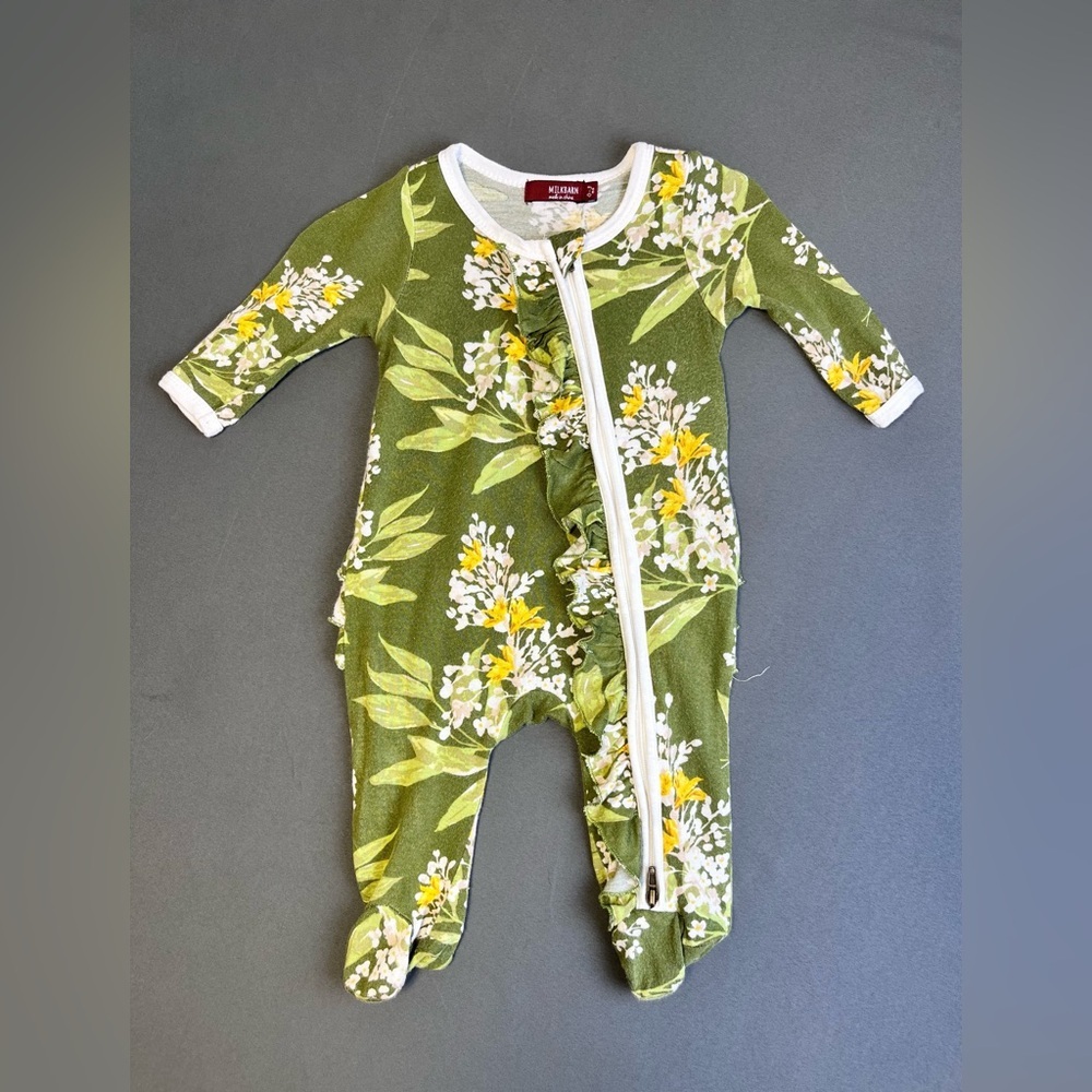 Milkbarn Green Floral Bamboo Ruffle Zipper Footed Romper size 0-3Months